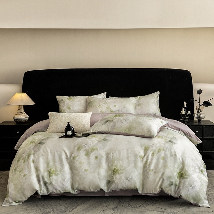 91家纺网 家纺一手货源 找家纺 立奥被业 2025年新款100%兰精天丝四件套天丝数码印花四件套 天仙子-灰