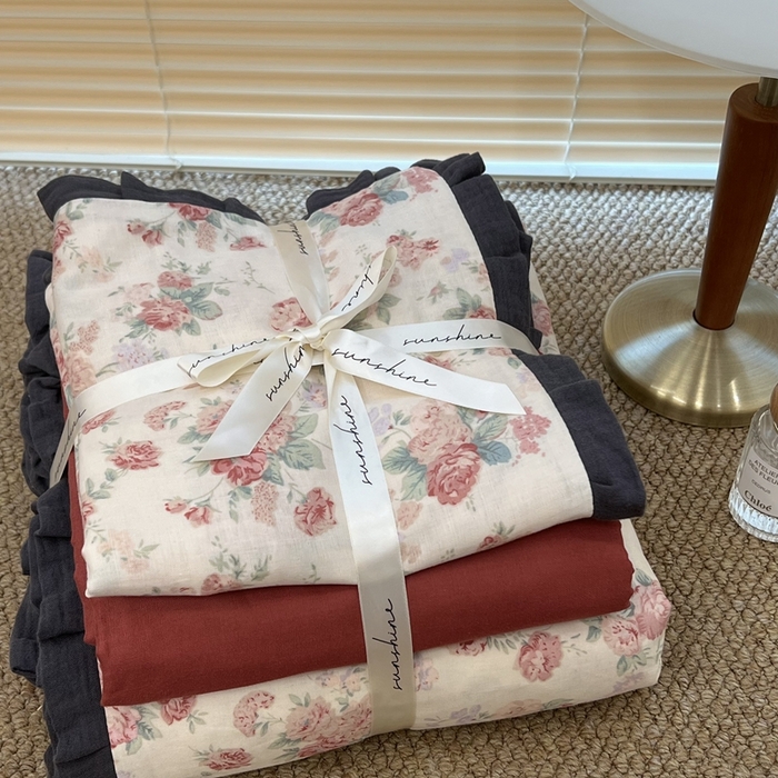 91家纺网 家纺一手货源 找家纺 荣轩 2024新款全棉印花双层纱四件套 皱皱纱花边款 月桂璎珞