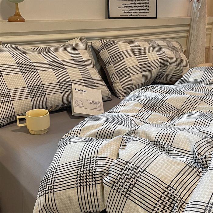91家纺网 家纺一手货源 找家纺 盛秋家纺 2025新款水洗棉格子系列四件套罗格+中灰
