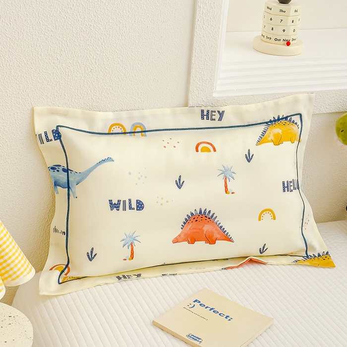 91家纺网 家纺一手货源 找家纺 良佐生活 2025新款50支天丝印花枕套  彩虹恐龙