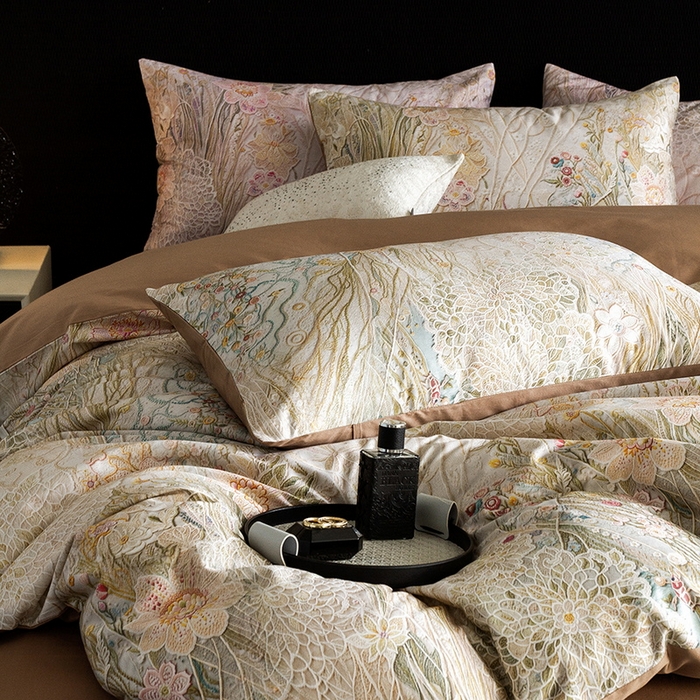 91家纺网 家纺一手货源 找家纺 立奥被业 2025新款60S数码印花四件套四件套 秘境咖