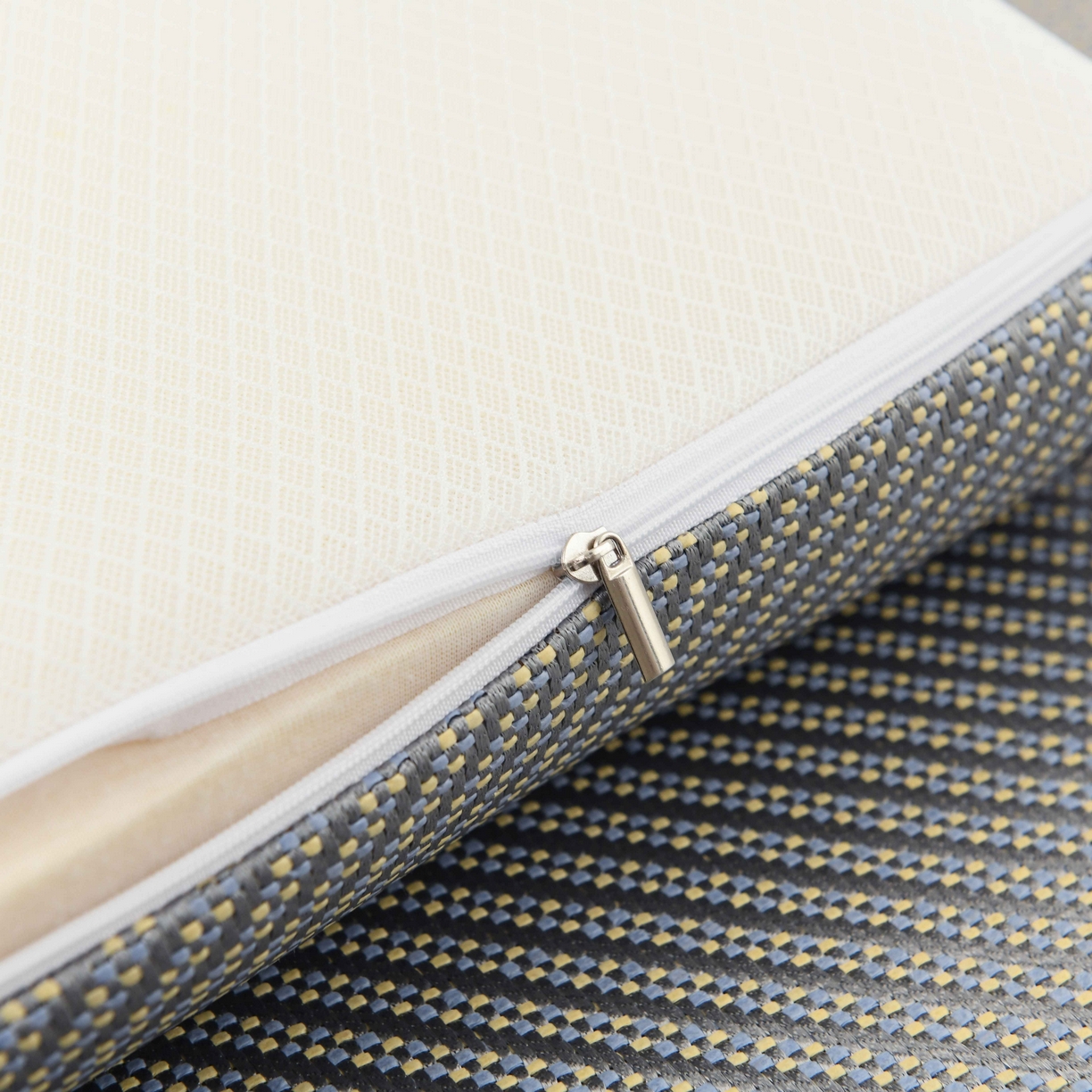 91家纺网 家纺一手货源 找家纺 小猫派 2025新款夏季冰藤乳胶枕套乳胶枕头套儿童记忆枕芯套 单枕套–冰藤小鲸鱼