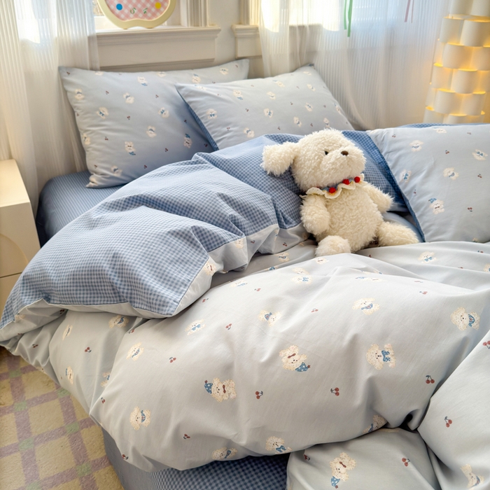 91家纺网 家纺一手货源 找家纺 清雅福 2025全棉13372小清新四件套和单被套早春系列第二批--四件套 小狗宝莉·蓝