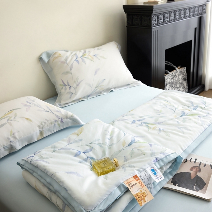 91家纺网 家纺一手货源 找家纺 黛舒家居 2025新款天丝印花夏被四件套 春晓雨梦