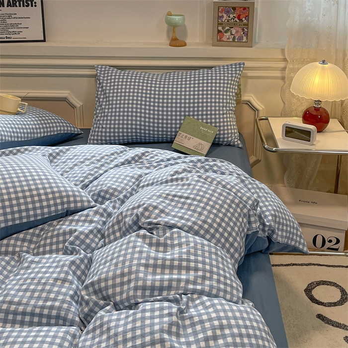 91家纺网 家纺一手货源 找家纺 盛秋家纺 2025新款水洗棉格子系列四件套 蓝小格+蓝灰