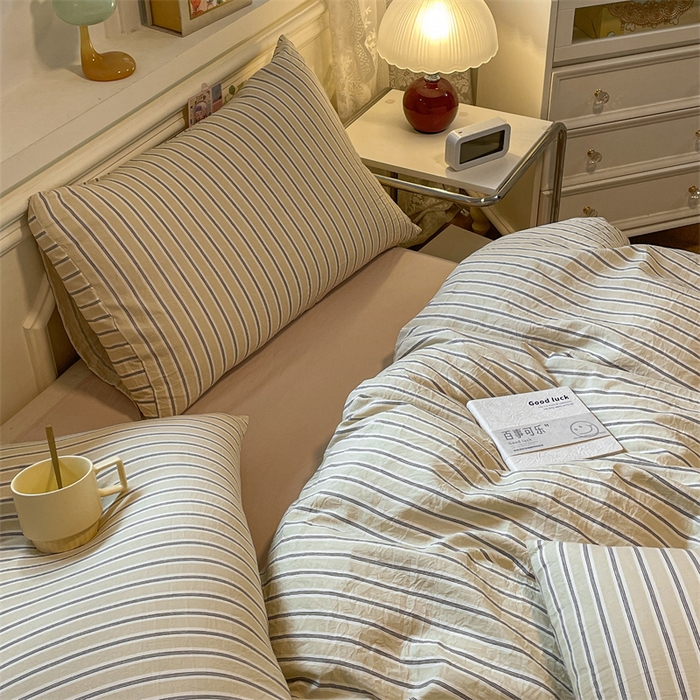 91家纺网 家纺一手货源 找家纺 盛秋家纺 2025新款水洗棉格子系列四件套泡芙黄+奶茶