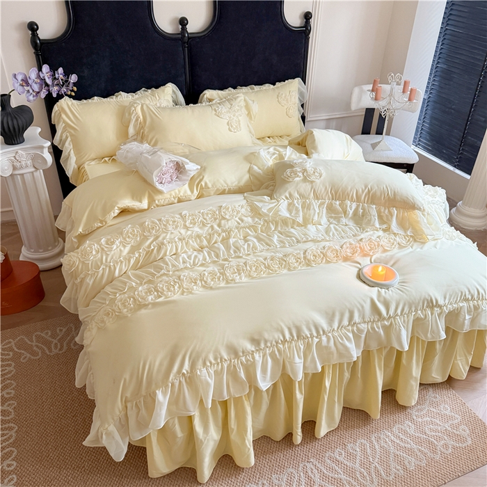 91家纺网 家纺一手货源 找家纺 富盛家纺 2025新款水洗亲肤棉盘花刺绣床裙款四件套公主风四件套甜蜜蜜系列 甜蜜蜜-黄