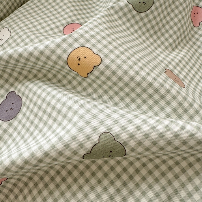 91家纺网 家纺一手货源 找家纺 清雅福 2025全棉13372小清新四件套和单被套早春系列第二批--单被套 熊豆豆·绿