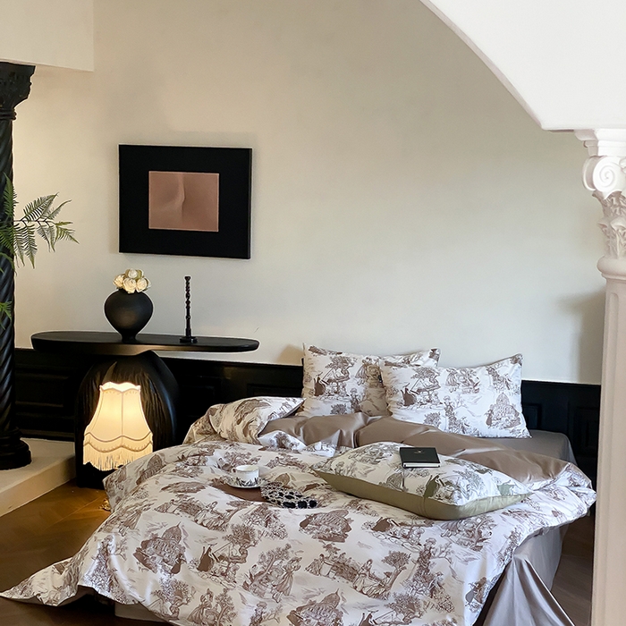 91家纺网 家纺一手货源 找家纺 赫帛 2025新款赫本猫联名系列四件套-南法庄园 南法庄园-复古咖