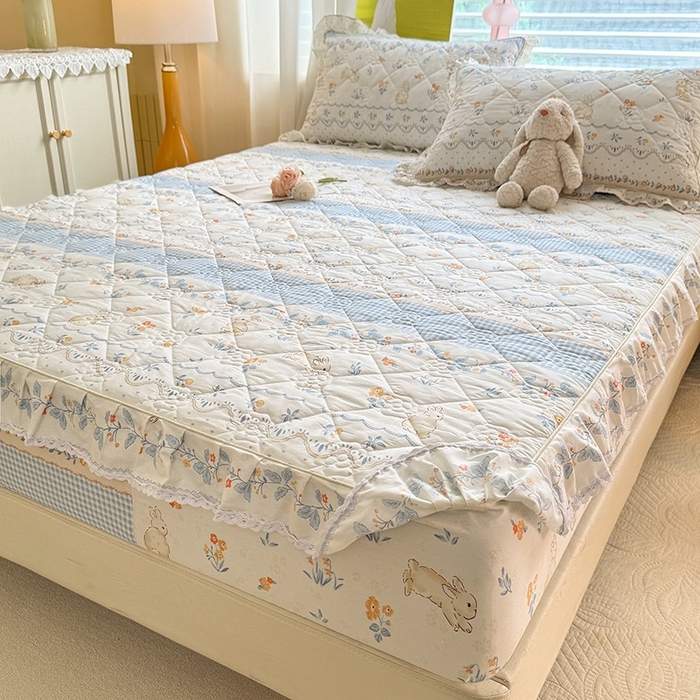 91家纺网 家纺一手货源 找家纺 美达家纺 2025新款全棉印花夹棉床笠 花宠乐章-蓝