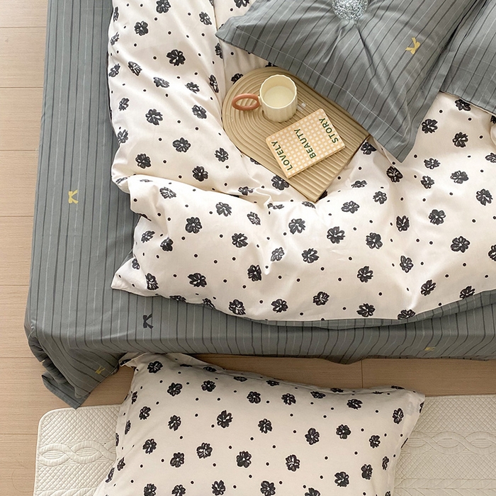 91家纺网 家纺一手货源 找家纺 帅露 2025开春新品全棉喷气13070小清新印花纯棉全棉四件套 黑白恋曲