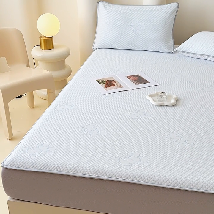 91家纺网 家纺一手货源 找家纺 小萌虎 2025新款冰豆豆凉席 凉席款 浅蓝