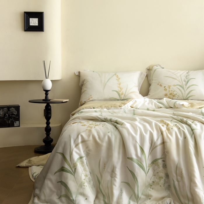 91家纺网 家纺一手货源 找家纺 黛舒家居 2025新款天丝印花夏被四件套 寻春色