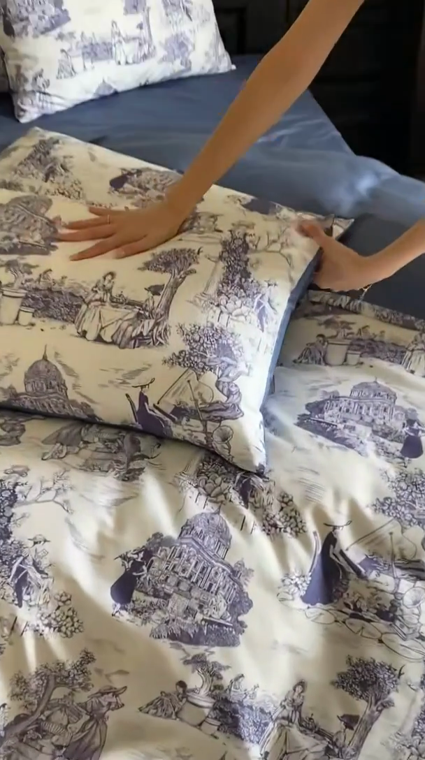 91家纺网 家纺一手货源 找家纺 赫帛 2025新款赫本猫联名系列四件套-南法庄园 南法庄园-复古蓝