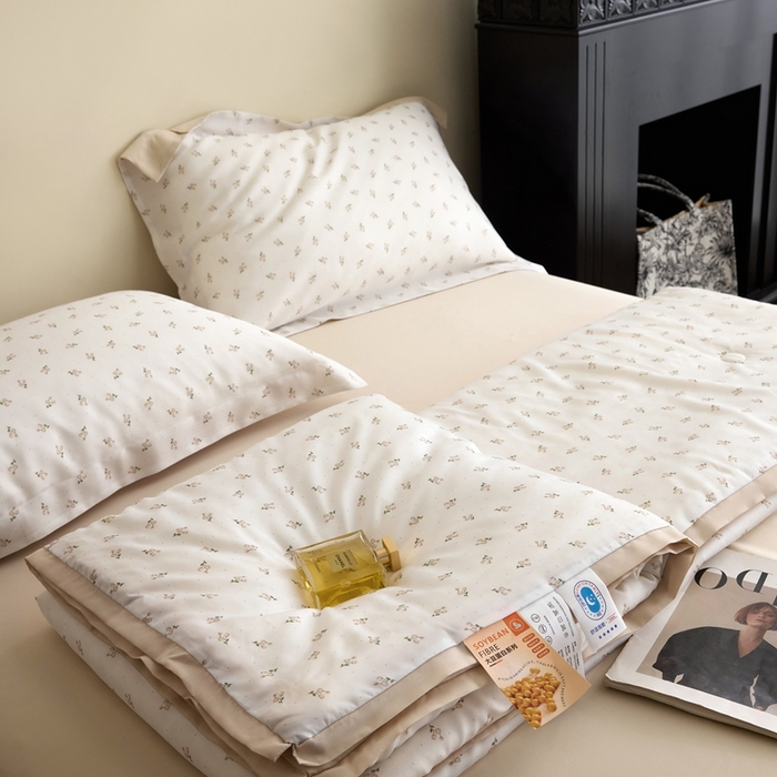 91家纺网 家纺一手货源 找家纺 黛舒家居 2025新款天丝印花夏被四件套 山影序曲