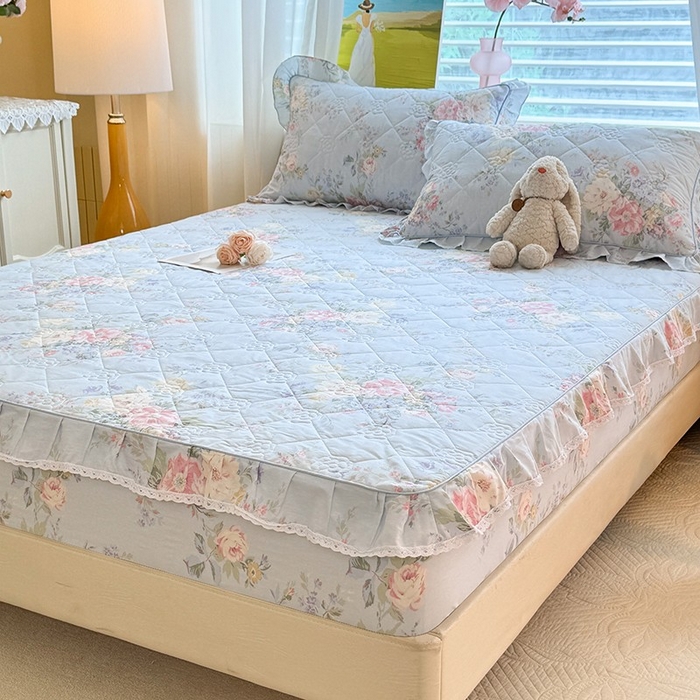 91家纺网 家纺一手货源 找家纺 美达家纺 2025新款全棉印花夹棉床笠 栀夏海棠-蓝