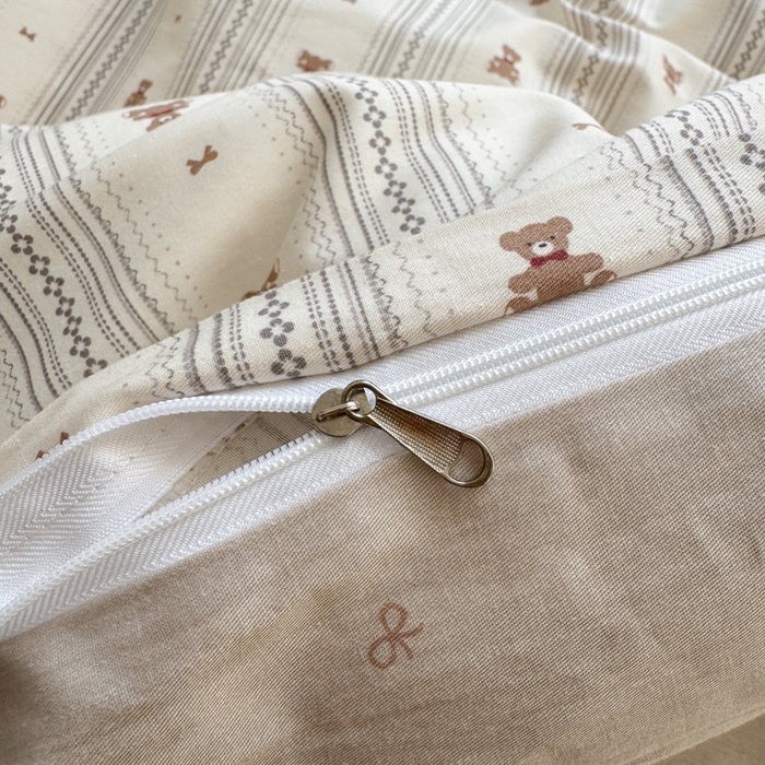 91家纺网 家纺一手货源 找家纺 清雅福 2025全棉13372小清新四件套和单被套早春系列第二批--单枕套 北欧熊