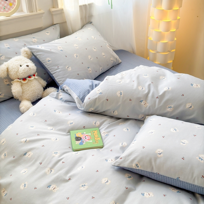 91家纺网 家纺一手货源 找家纺 清雅福 2025全棉13372小清新四件套和单被套早春系列第二批--单被套 小狗宝莉·蓝