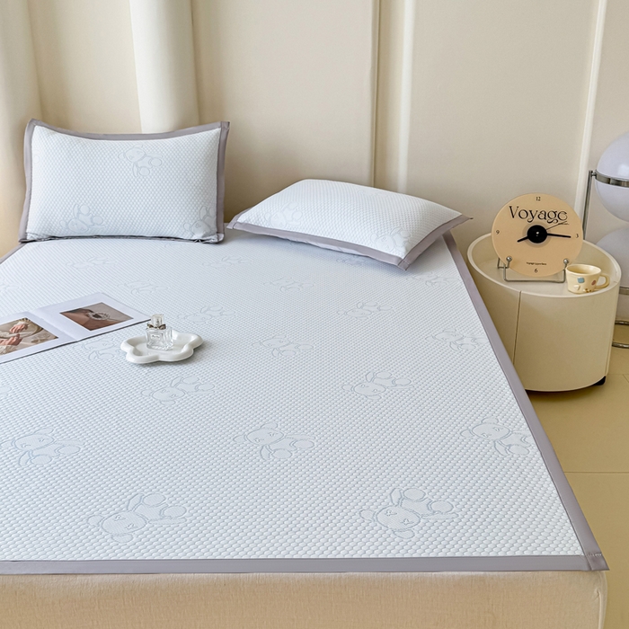 91家纺网 家纺一手货源 找家纺 小萌虎 2025新款冰豆豆凉席 凉席款 浅蓝