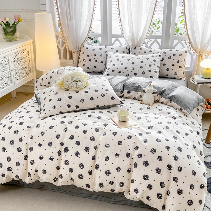 91家纺网 家纺一手货源 找家纺 帅露家纺 2025开春新品全棉喷气13070小清新印花纯棉全棉四件套 黑白恋曲