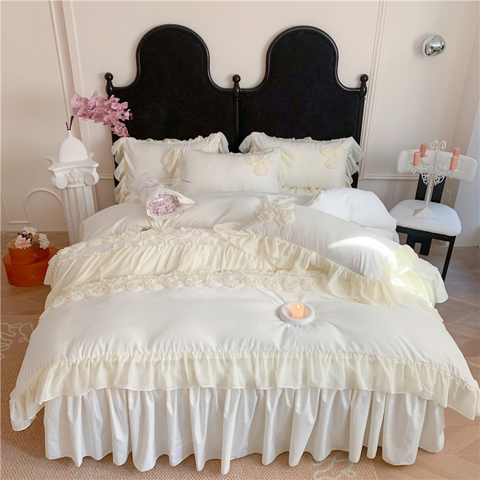 91家纺网 家纺一手货源 找家纺 富盛家纺 2025新款水洗亲肤棉盘花刺绣床裙款四件套公主风四件套甜蜜蜜系列 甜蜜蜜-白