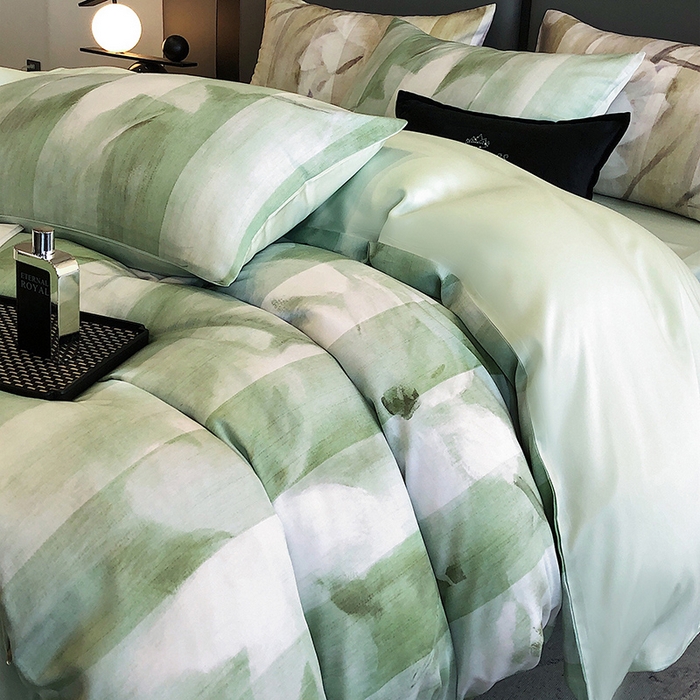 91家纺网 家纺一手货源 找家纺 立奥被业 2025年新款100%兰精天丝四件套天丝数码印花四件套 雨荷绿