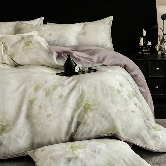 91家纺网 家纺一手货源 找家纺 立奥被业 2025年新款100%兰精天丝四件套天丝数码印花四件套 天仙子-灰