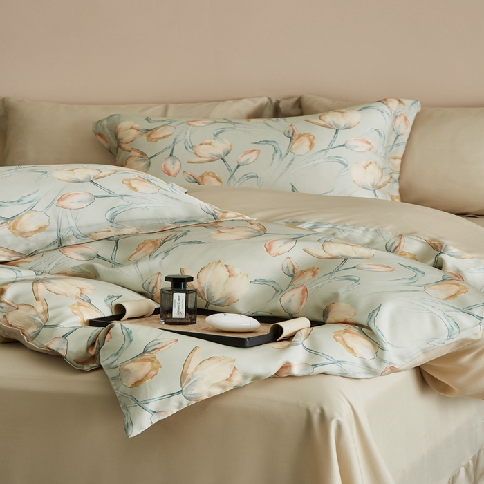 91家纺网 家纺一手货源 找家纺 顾家家居 2025新款莱塞尔数码印花四件套 林间蜜杏