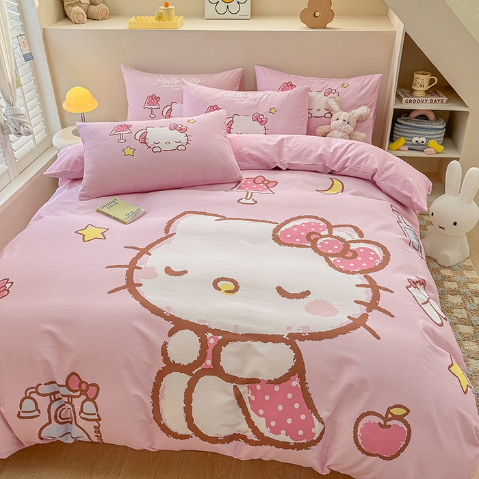 91家纺网 家纺一手货源 找家纺 2025新款三丽鸥系列数码印花纯棉全棉床裙三件套四件套-简约款 简约基础款-晚安凯蒂