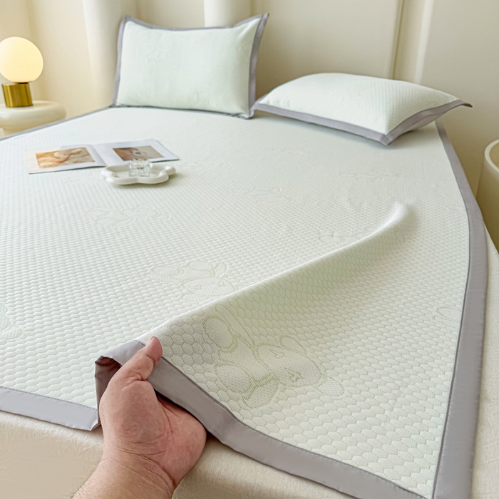 91家纺网 家纺一手货源 找家纺 小萌虎 2025新款冰豆豆凉席 凉席款 果绿