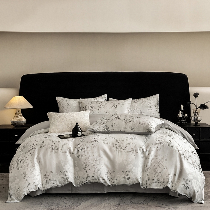 91家纺网 家纺一手货源 找家纺 立奥被业 2025年新款100%兰精天丝四件套天丝数码印花四件套 杏园芳-灰