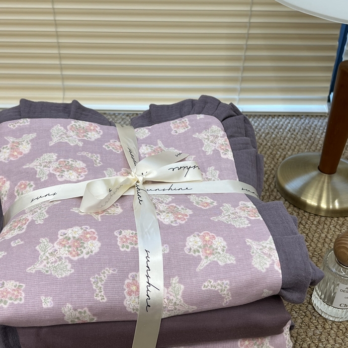 91家纺网 家纺一手货源 找家纺 荣轩 2024新款全棉印花双层纱四件套 皱皱纱花边款 喜乐