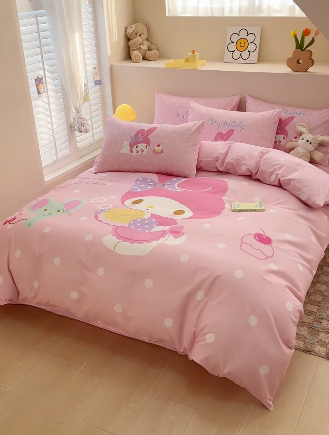 91家纺网 家纺一手货源 找家纺 2025新款三丽鸥系列数码印花纯棉全棉床裙三件套四件套-简约款 简约基础款-甜品美乐蒂