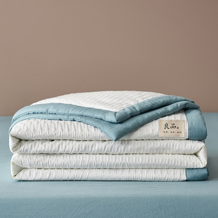 91家纺网 家纺一手货源 找家纺 一加一家纺2025新款A类双层泡泡纱波纹提花牛奶蛋白夏被四件套 良品波浪纹-宝蓝色