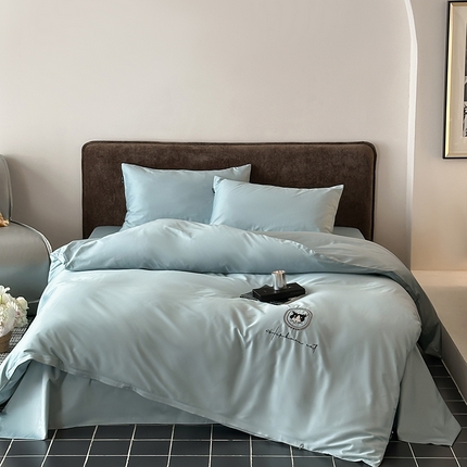 91家纺网 家纺一手货源 找家纺 赫帛 2025新款赫本猫联名系列四件套-蒂普缇克 蒂普缇克-柔和蓝