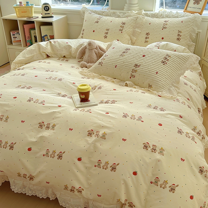 91家纺网 家纺一手货源 找家纺 （总）美梦家纺 2025新款A类全棉13372花边床盖四件套-白边