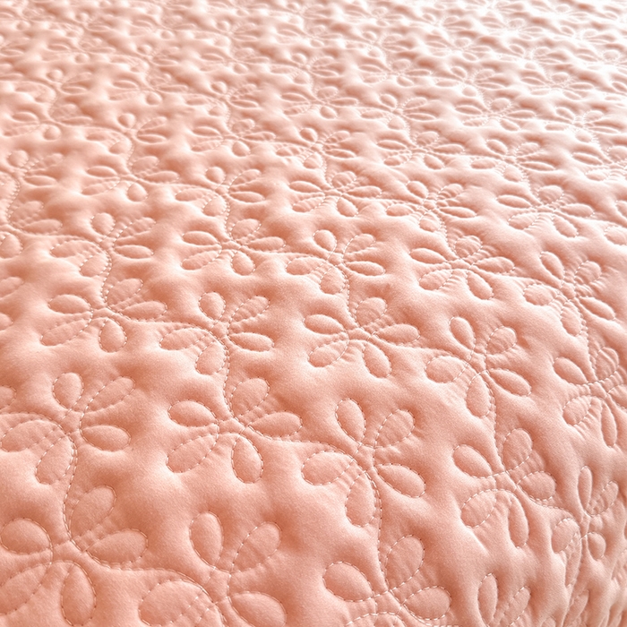 91家纺网 家纺一手货源 找家纺 大麦家纺 2025新款亲肤花边款床盖四件套  甜心小姐-香槟玉