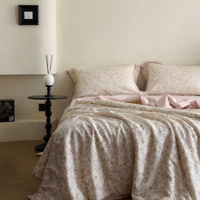 91家纺网 家纺一手货源 找家纺 黛舒家居 2025新款天丝印花夏被四件套 吟禾暮