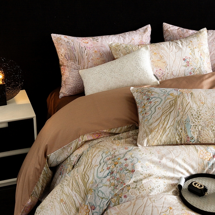 91家纺网 家纺一手货源 找家纺 立奥被业 2025新款60S数码印花四件套四件套 秘境咖