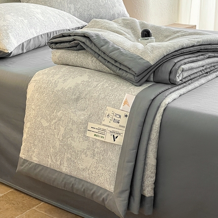 一加一家纺2025新款A类全棉三层纱色织提花大豆夏被四件套 梦境--灰