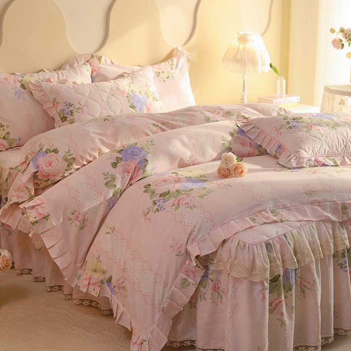 91家纺网 家纺一手货源 找家纺 美达家纺 2025新款全棉印花床裙四件套 绮梦花源