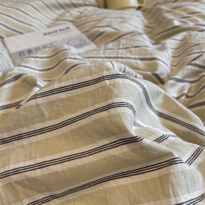 91家纺网 家纺一手货源 找家纺 盛秋家纺 2025新款水洗棉格子系列四件套泡芙黄+奶茶