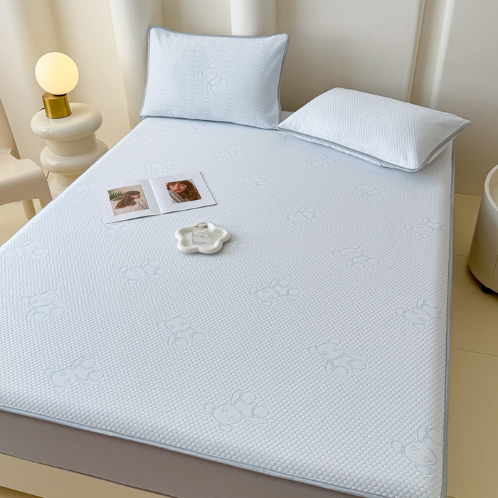 91家纺网 家纺一手货源 找家纺 小萌虎 2025新款冰豆豆凉席 床笠款 浅蓝