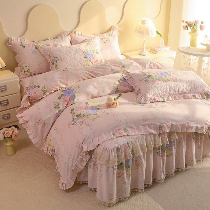 91家纺网 家纺一手货源 找家纺 美达家纺 2025新款全棉印花床裙四件套 绮梦花源