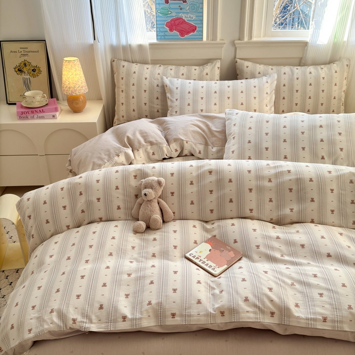 91家纺网 家纺一手货源 找家纺 清雅福 2025全棉13372小清新四件套和单被套早春系列第二批--四件套 北欧熊