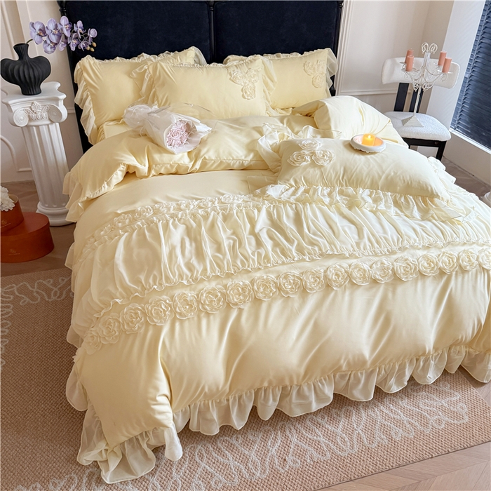 91家纺网 家纺一手货源 找家纺 富盛家纺 2025新款水洗亲肤棉盘花刺绣床裙款四件套公主风四件套甜蜜蜜系列 甜蜜蜜-黄