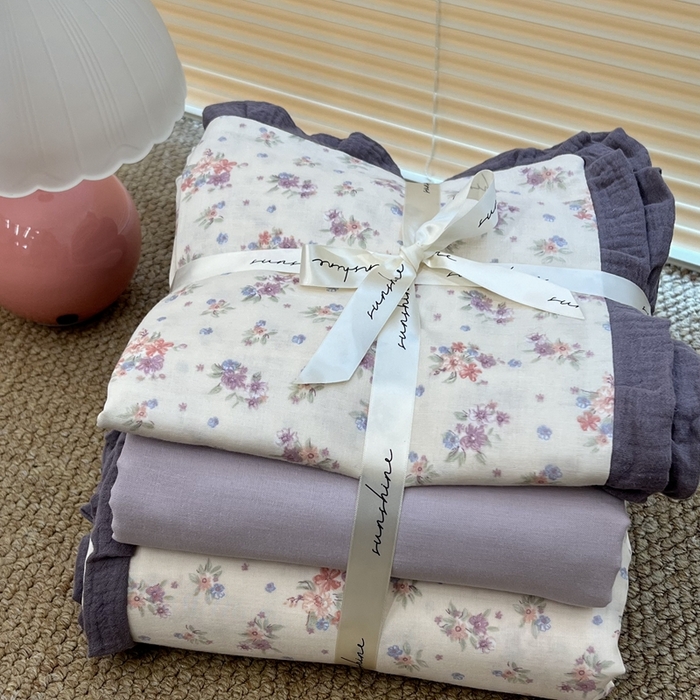 91家纺网 家纺一手货源 找家纺 荣轩 2024新款全棉印花双层纱四件套 皱皱纱花边款 一枝花芽