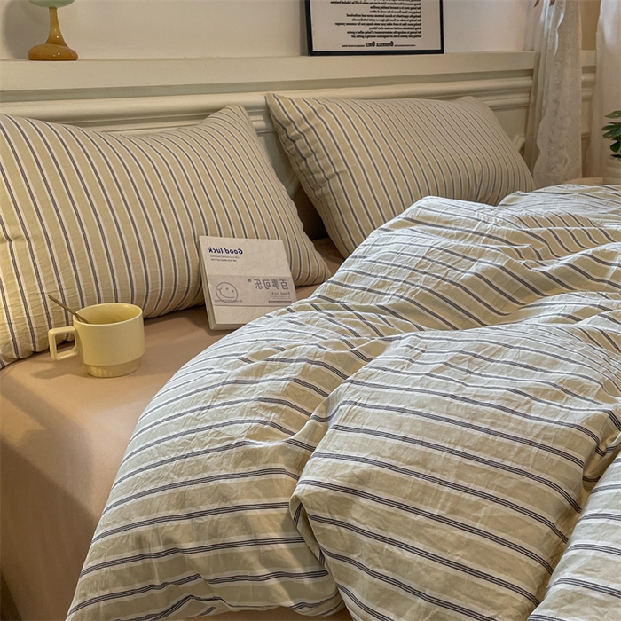 91家纺网 家纺一手货源 找家纺 盛秋家纺 2025新款水洗棉格子系列四件套泡芙黄+奶茶