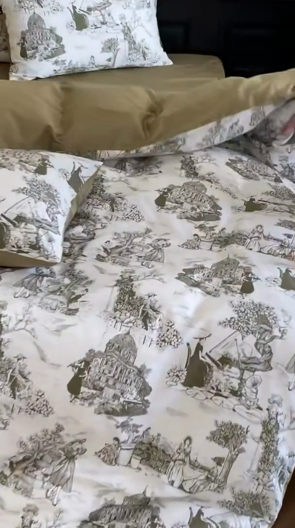 91家纺网 家纺一手货源 找家纺 赫帛 2025新款赫本猫联名系列四件套-南法庄园 南法庄园-复古绿