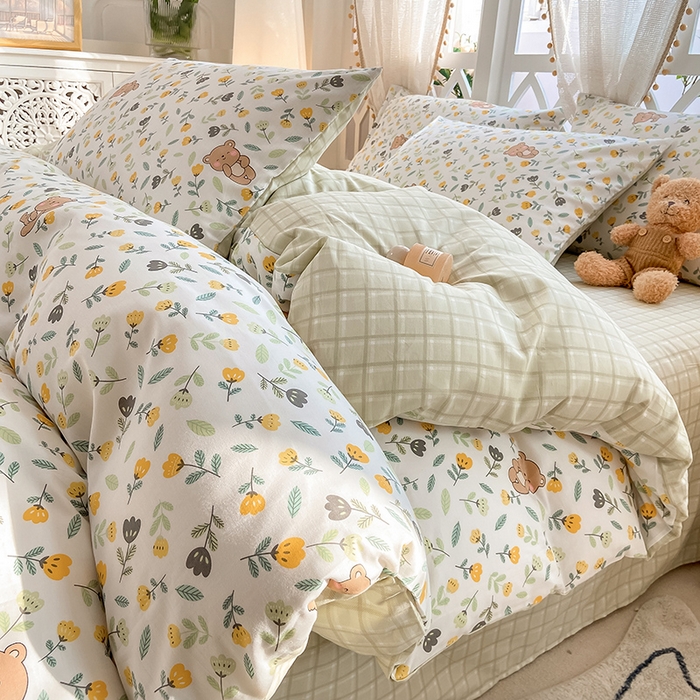 91家纺网 家纺一手货源 找家纺 帅露家纺 2025开春新品全棉喷气13070小清新印花纯棉全棉四件套 朵朵熊